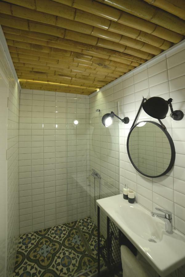 Mazi Rooms Ptolemeon Tessalónica Exterior foto